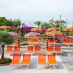 Hotel La Mandorla 3*
