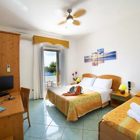 La Mandorla Hotel