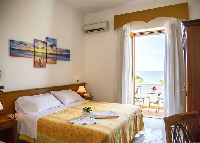 La Mandorla Szálloda 3*