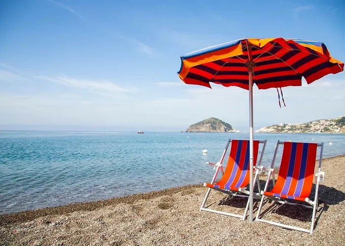 La Mandorla Barano dʼIschia
