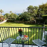 La Mandorla Hotel 3*