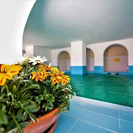 Hotell La Mandorla 3*