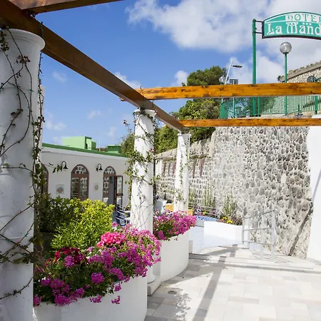 La Mandorla Barano dʼIschia