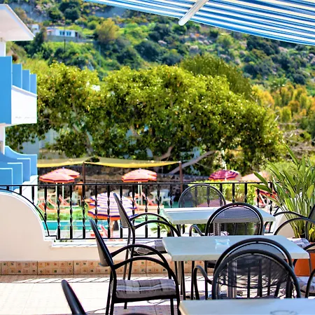 Otel La Mandorla Barano dʼIschia