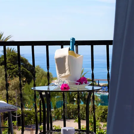 Otel La Mandorla