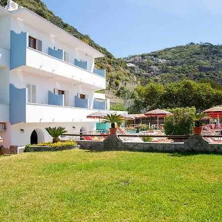 La Mandorla Barano dʼIschia
