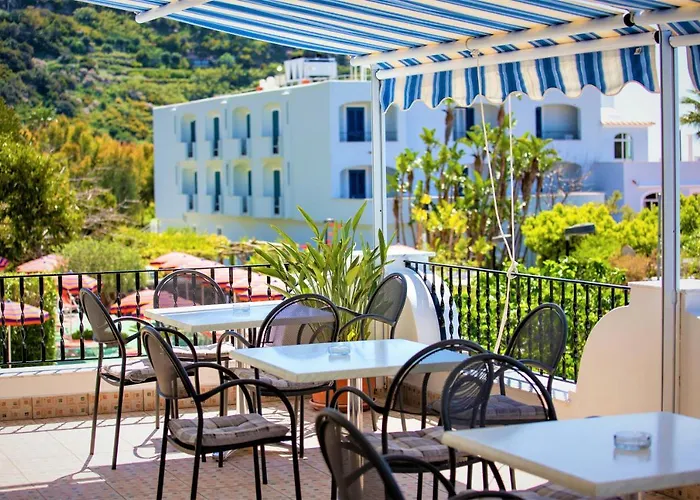 La Mandorla Barano dʼIschia