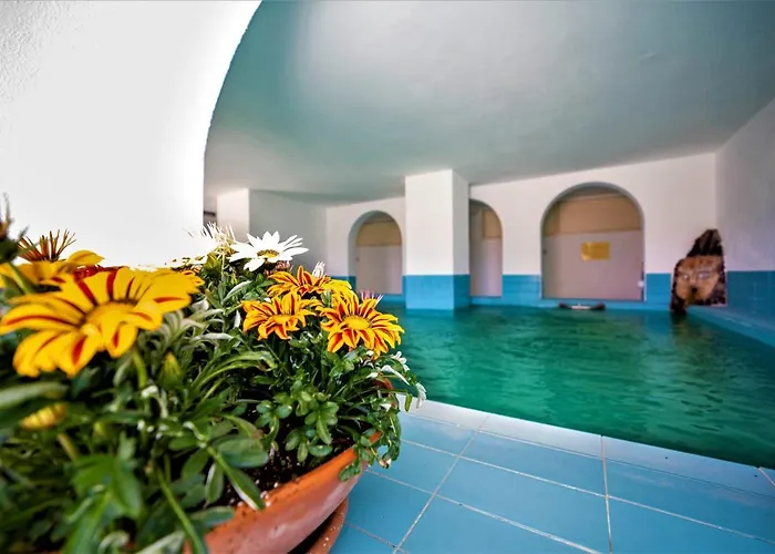 מלון La Mandorla 3*