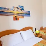 La Mandorla 3*