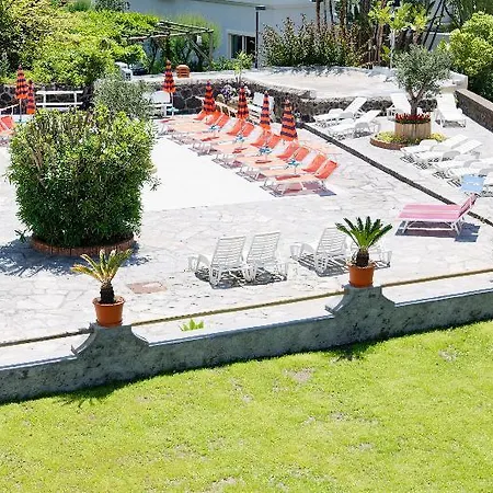 La Mandorla Hotel