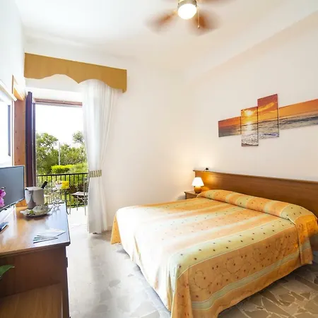 Hotel La Mandorla Barano dʼIschia